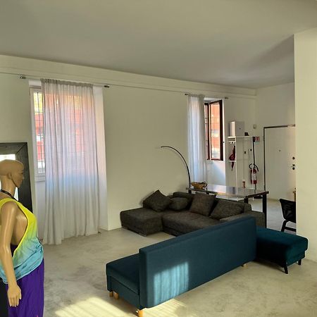 فيلا La Casa Di Wayne كولونيو مونزيسِّ المظهر الخارجي الصورة
